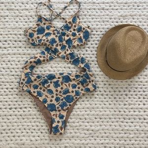 For love and lemons monokini size medium